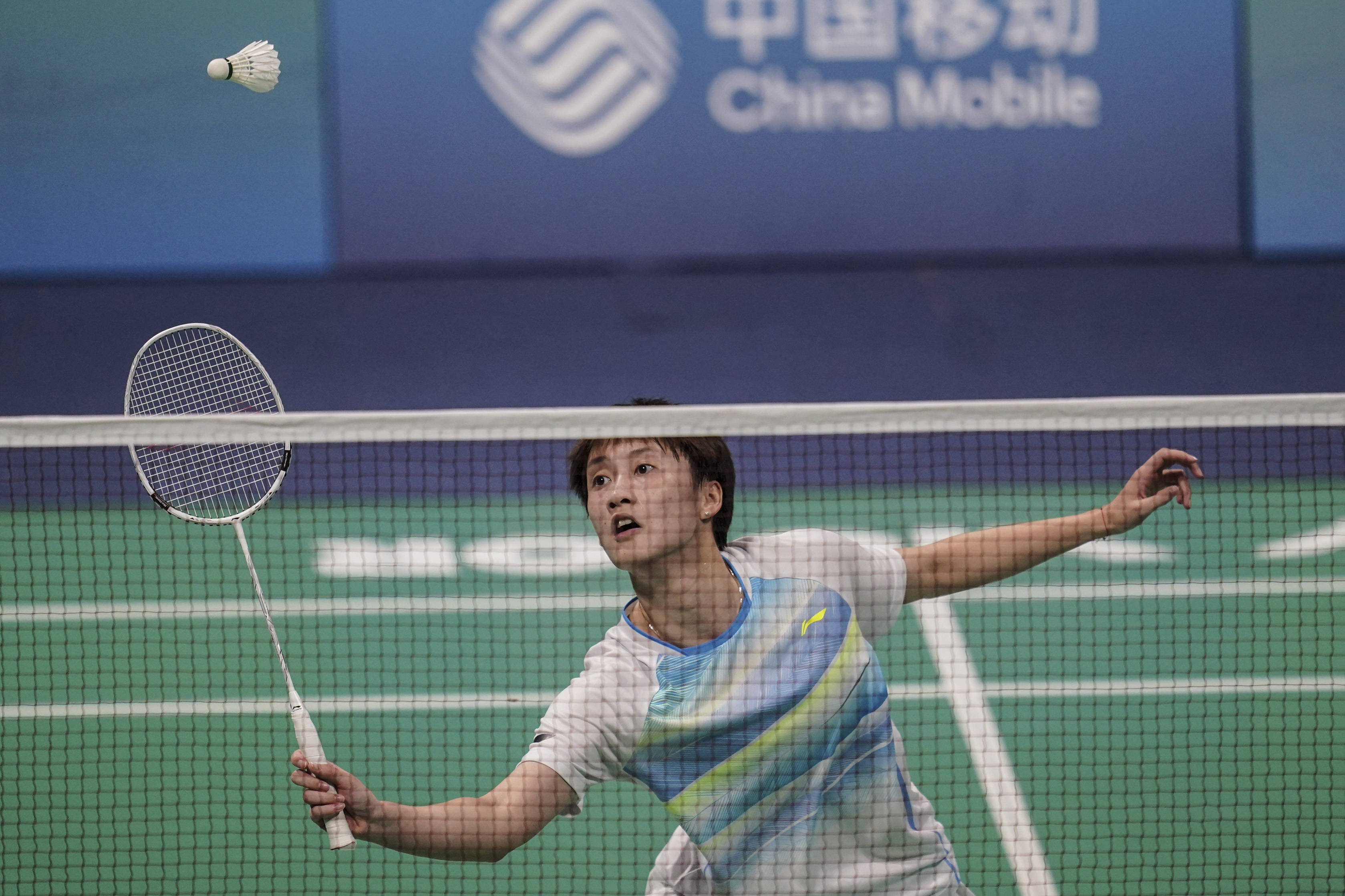 年运动员加 年运动员加