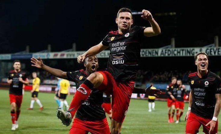 多西方媒体 多西方媒体