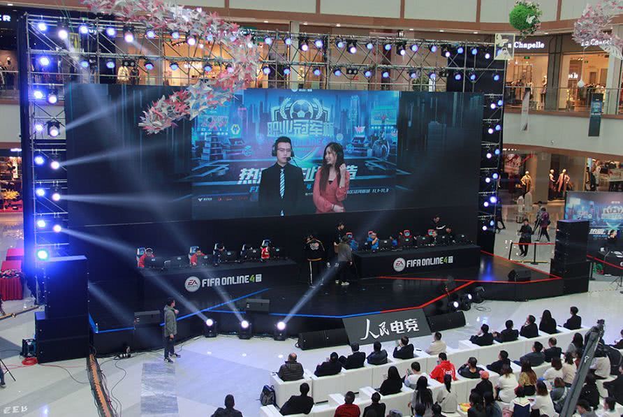 中表现抢眼 中表现抢眼